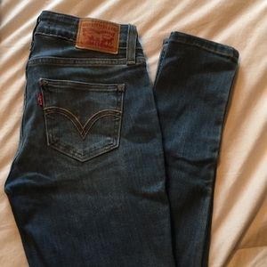 Levis jeans